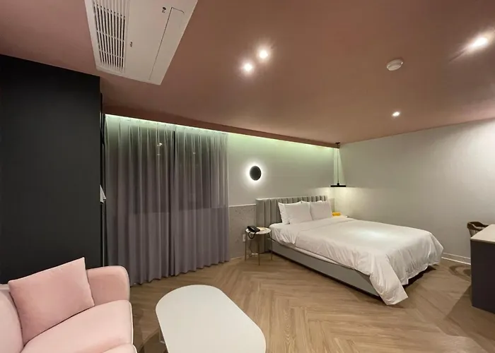 Button Guseo Hotel Busan
