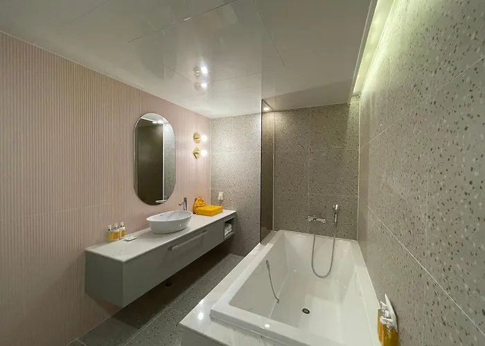 Button Guseo Hotel *